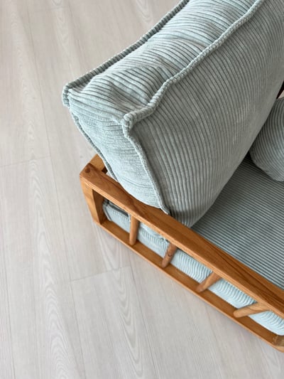 Blauwe Wing Chair Sallanan van Haagbeukhout