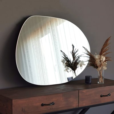 Locelso Black Mirror | 55x75x2 cm | organische vorm Locelso Black Mirror | 55x75x2 cm | organische vorm