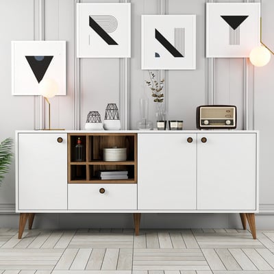 Moderne witte console met veel opbergruimte