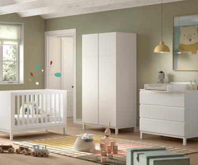 Babykamer Eva: babybed 60x120cm, commode met luierplank, kleerkast - wit
