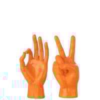 Beeldje gebarentaal polyresin donkeroranje assortiment van 2