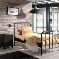 Bed Bronxx metaal 90x200 (incl. lattenbodem) met nachtkastje - mat zwart
