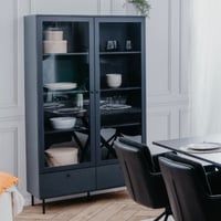 Vitrinekast Carillon 100cm met twee deuren en opberglade - marineblauw