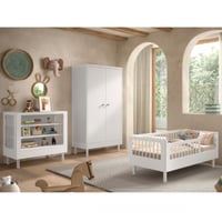 Peuterkamer Forrest: peuterbed 70x140cm, verzorgingstafel, kleerkast - wit beukenhout