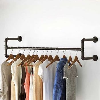 Wandgemonteerd kledingrek Set van 2, industriële pijp opknoping bar