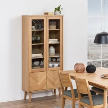 Vitrinekast Nalini 80cm, 4 deuren visgraatmotief - eikenhout en eikfineer